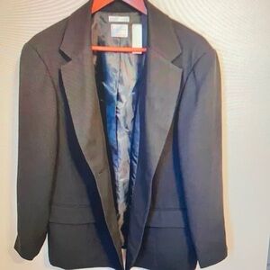 Emma James woman Liz Claiborne Blazer jacket